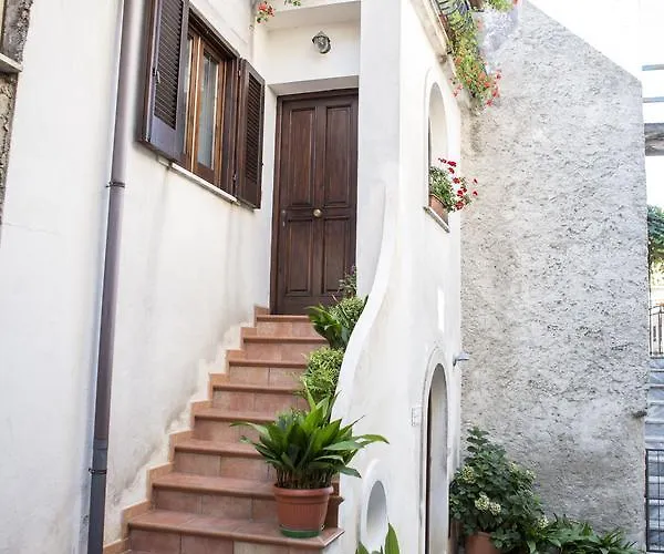 Casa Antonia Trentinara